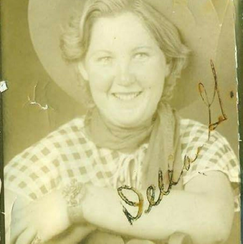 Meet your Posher, Becky